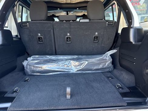Used 2025 Jeep Wrangler Unlimited Rubicon 4xe w/ Safety Group AWD/4WD image 28