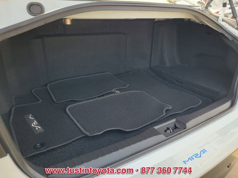 Certified 2022 Toyota Mirai XLE image 12