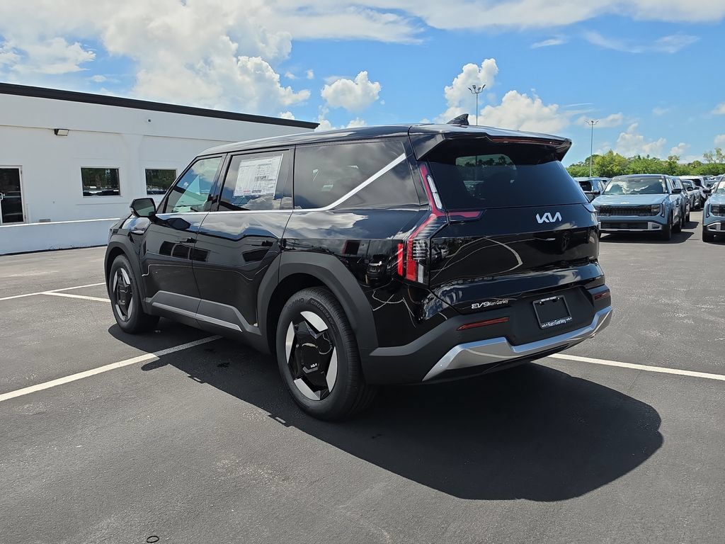 New 2026 Kia EV9 Light RWD image 6