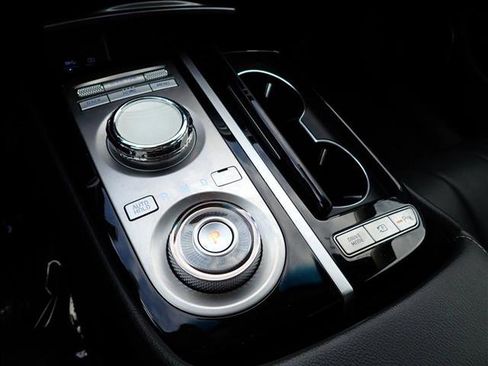 Used 2023 Genesis G80 2.5T image 16