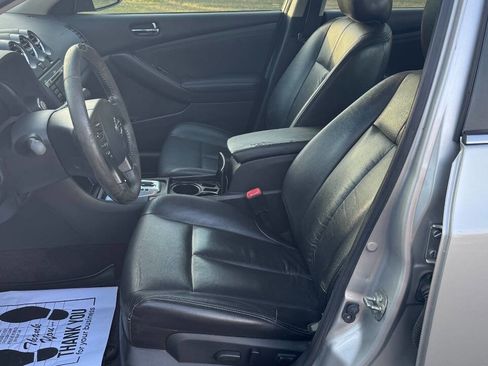 Used 2011 Nissan Altima 2.5 SL w/ 2.5SL Pkg image 16