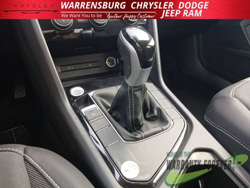 Used 2024 Volkswagen Taos SE FWD image 27