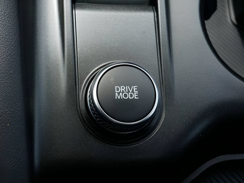 Used 2025 Ford Explorer ST AWD/4WD image 25