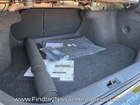 Used 2025 Nissan Sentra SR w/ SR Premium Package image 15