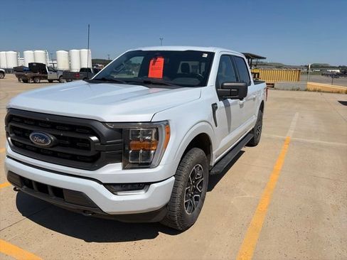 Used 2022 Ford F150 XLT w/ Equipment Group 302A High AWD/4WD image 4