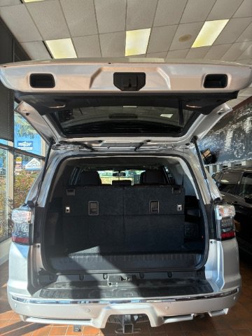Used 2018 Toyota 4Runner 2WD image 12