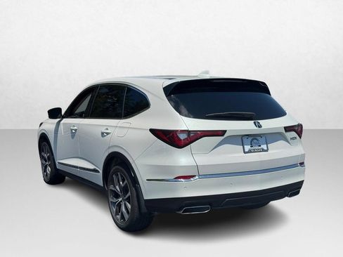 Certified 2024 Acura MDX FWD w/ Technology Package image 4