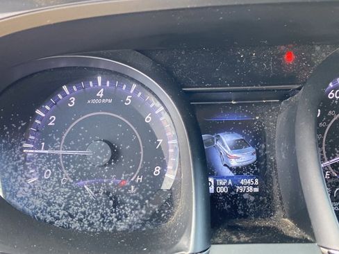 Used 2017 Toyota Avalon Touring image 21