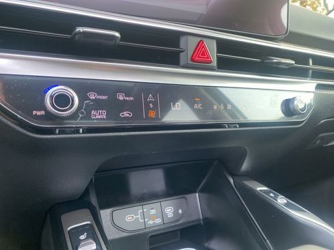 New 2026 Kia Sorento S w/ S Panoramic Sunroof Package image 19