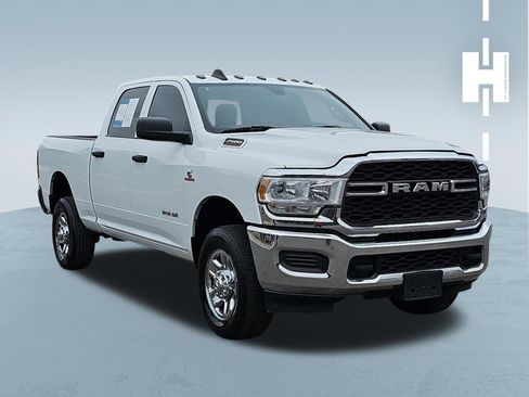 Used 2022 RAM 2500 Tradesman w/ Chrome Appearance Group AWD/4WD image 1