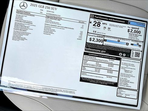 Used 2025 Mercedes-Benz GLB 250 image 18