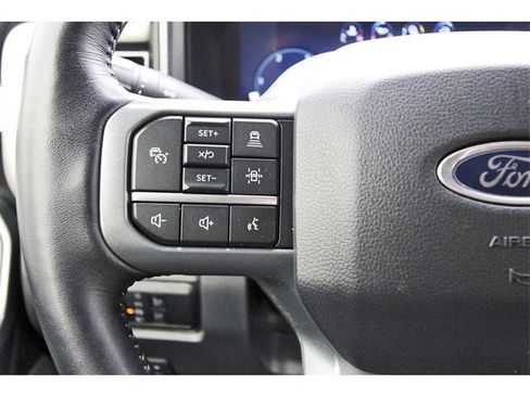 Used 2024 Ford F350 Lariat w/ Lariat Ultimate Package image 18
