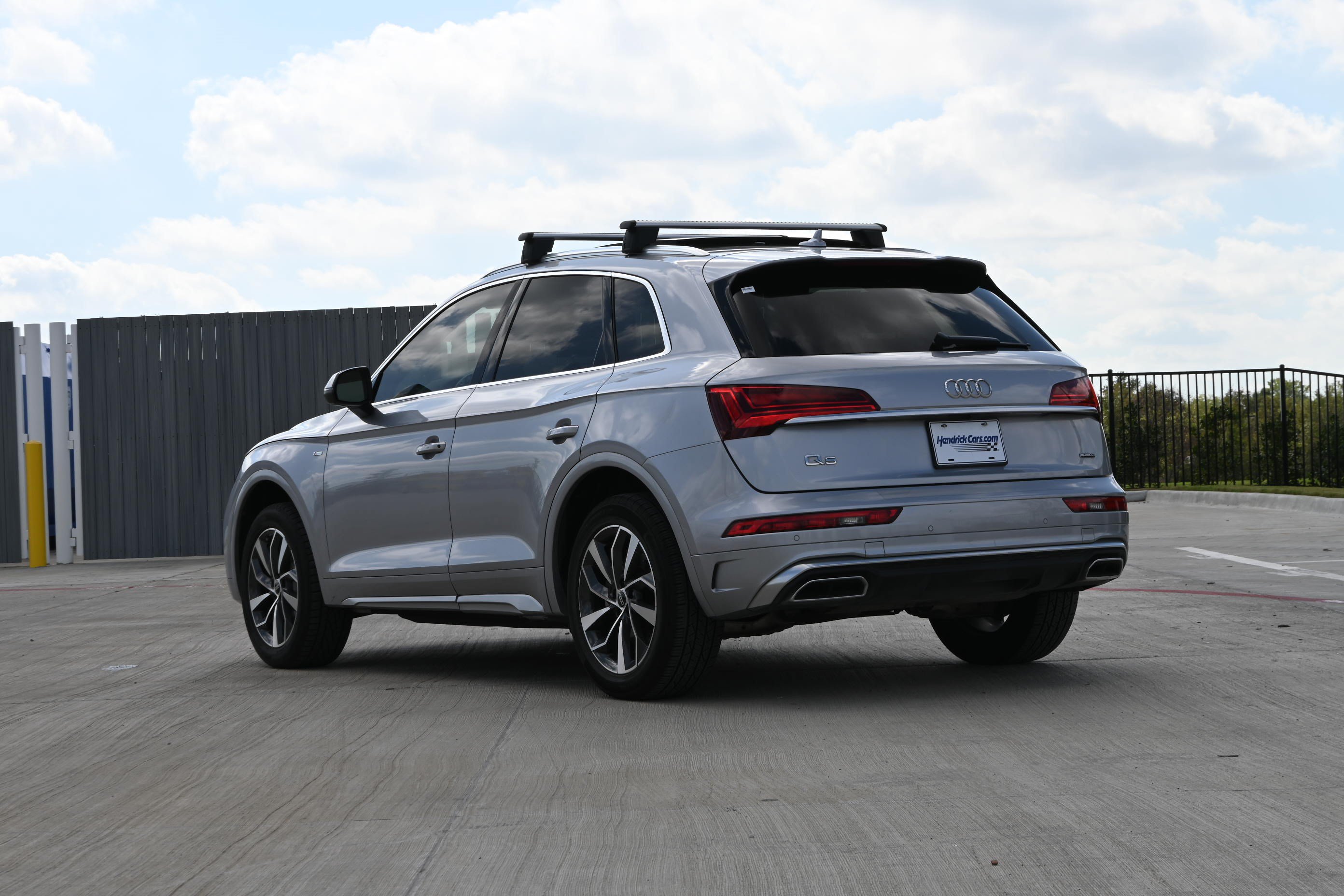 Used 2022 Audi Q5 2.0T Premium Plus w/ Premium Plus Package AWD/4WD image 7