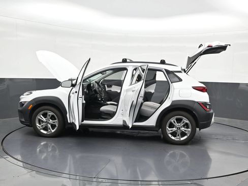 Used 2022 Hyundai Kona SEL FWD image 33
