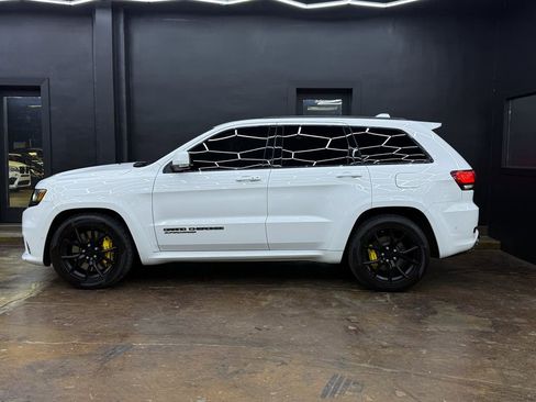 Used 2021 Jeep Grand Cherokee Trackhawk w/ Trailer Tow Group IV AWD/4WD image 5
