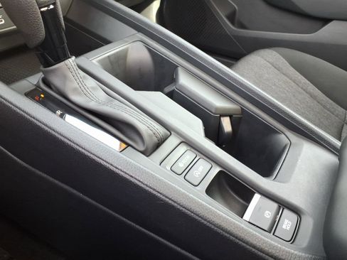 Certified 2023 Honda Accord EX image 21