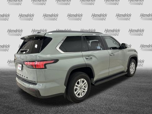 Used 2025 Toyota Sequoia SR5 w/ SR5 Premium Package AWD/4WD image 10