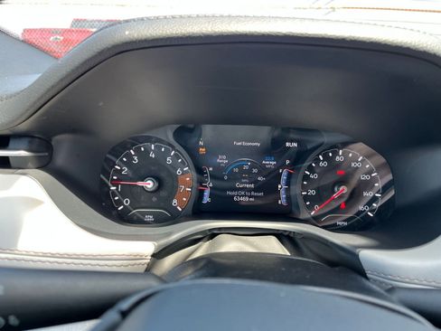 Used 2025 Jeep Compass Limited AWD/4WD image 10