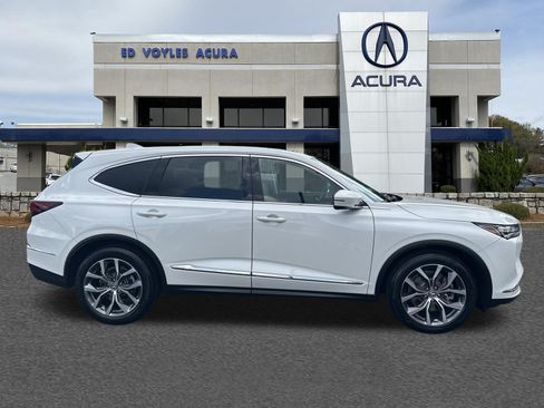 Certified 2024 Acura MDX w/ Technology Package FWD image 4