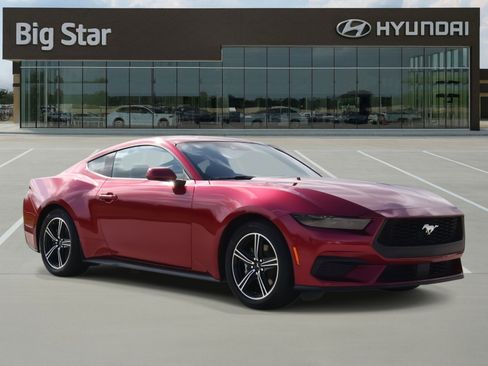 Used 2025 Ford Mustang Coupe image 6