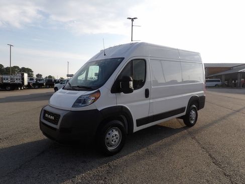 Used 2021 RAM ProMaster 1500 FWD image 3