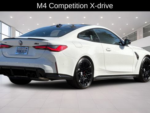 Used 2023 BMW M4 xDrive Competition AWD/4WD image 4