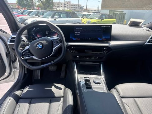 Used 2026 BMW 330i Sedan w/ Convenience Package RWD image 18