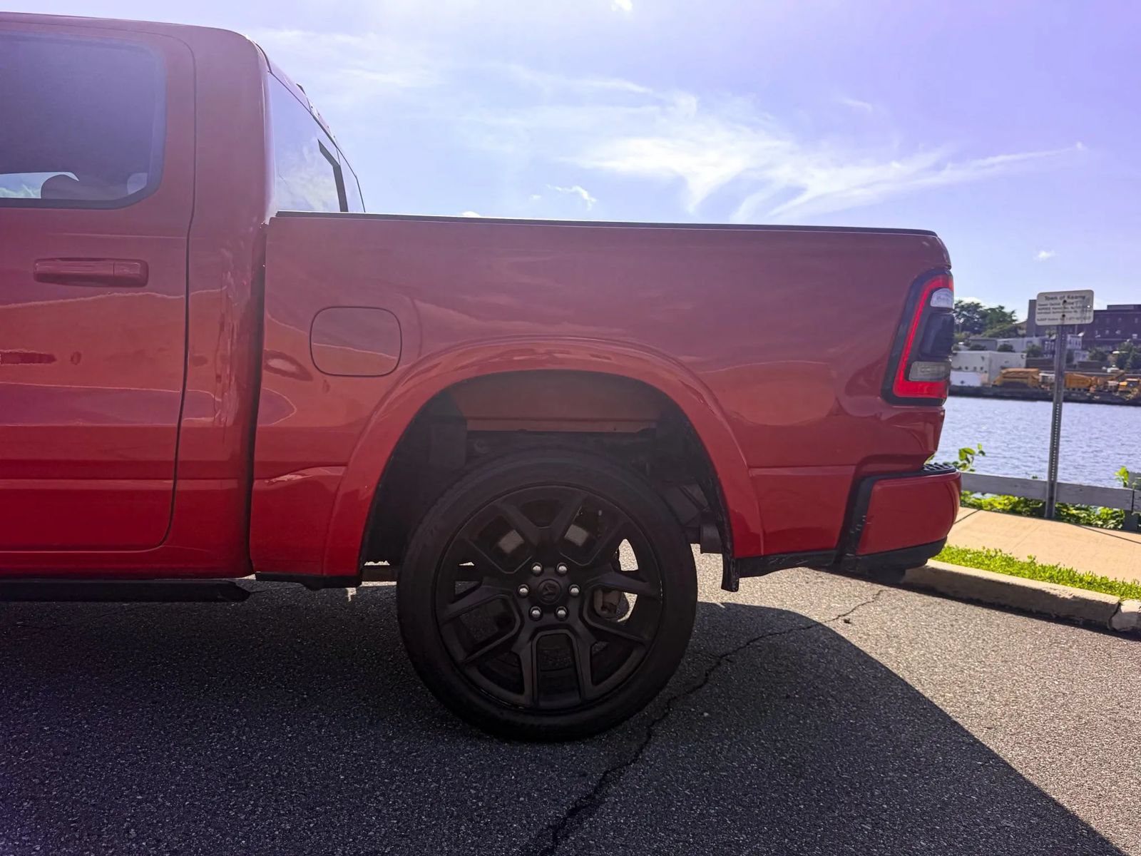 Used 2021 RAM 1500 Laramie AWD/4WD image 46