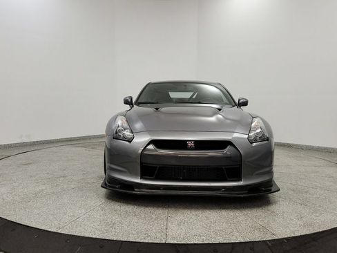 Used 2011 Nissan GT-R Premium AWD/4WD image 8