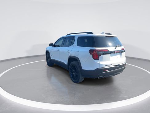 Certified 2023 GMC Acadia SLE w/ Driver Convenience Package image 7