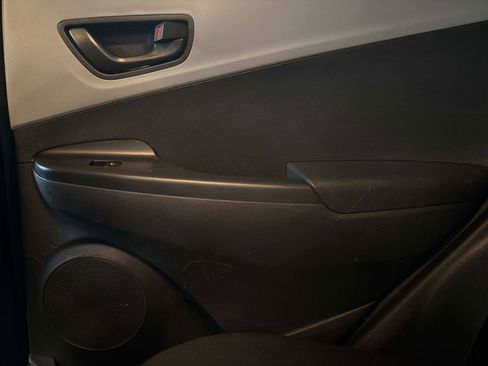 Used 2021 Hyundai Kona SEL Plus image 15