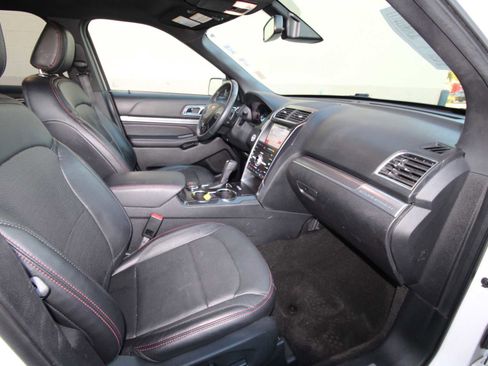 Used 2019 Ford Explorer Sport w/ Equipment Group 401A image 34