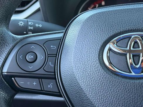 Certified 2025 Toyota RAV4 LE FWD image 11
