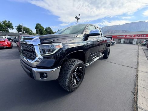 Used 2021 Toyota Tundra SR5 w/ TRD Off-Road Package AWD/4WD image 7