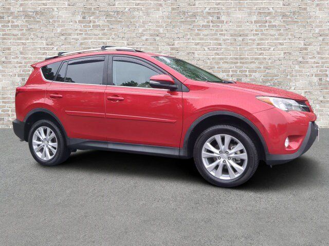 Used 2015 Toyota RAV4 Limited w/ Technology Package AWD/4WD image 1