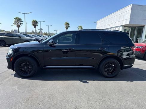 Certified 2023 Dodge Durango SXT w/ Trailer Tow Group IV AWD/4WD image 4