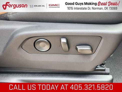 New 2026 GMC Yukon XL AT4 w/ AT4 Premium Plus Package AWD/4WD image 45