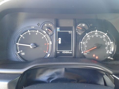 Used 2021 Toyota 4Runner SR5 Premium image 23