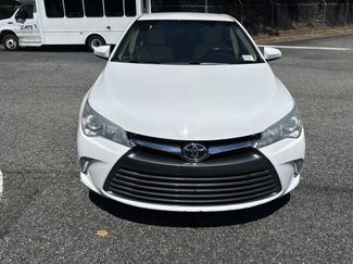 Used 2015 Toyota Camry XLE FWD video 2