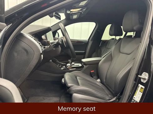 Used 2025 BMW X4 xDrive30i AWD/4WD image 8