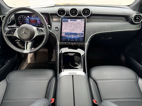 Used 2023 Mercedes-Benz GLC 300 GLC 300 image 22