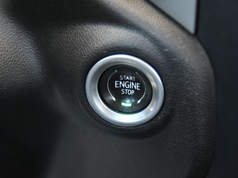 Used 2022 Chevrolet Silverado 1500 LT RWD image 26