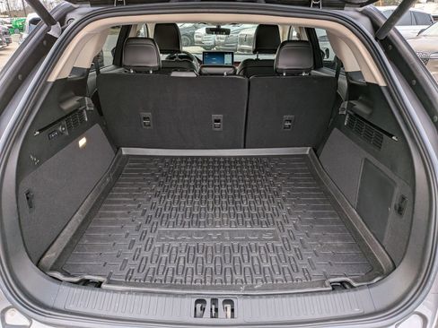 Certified 2023 Lincoln Nautilus Reserve w/ Monochromatic Package image 8