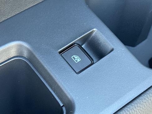 New 2026 Nissan Pathfinder SV image 31