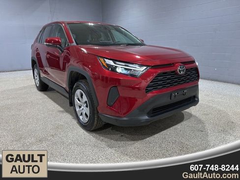 Certified 2023 Toyota RAV4 LE image 1