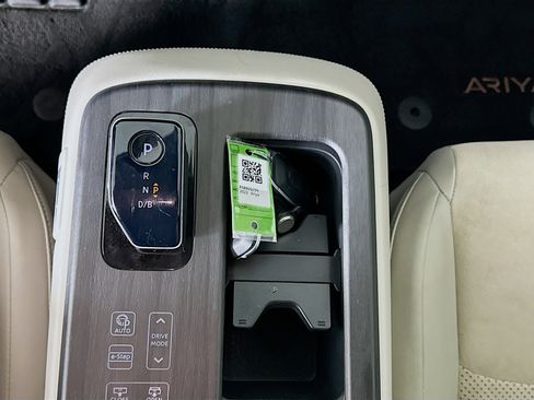 Used 2023 Nissan Ariya FWD image 25