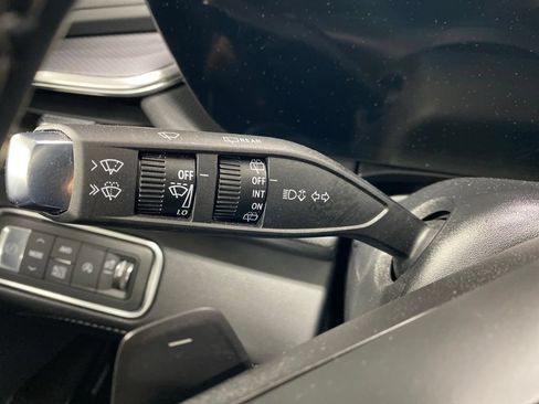 Certified 2026 Buick Enclave Sport Touring AWD/4WD image 38