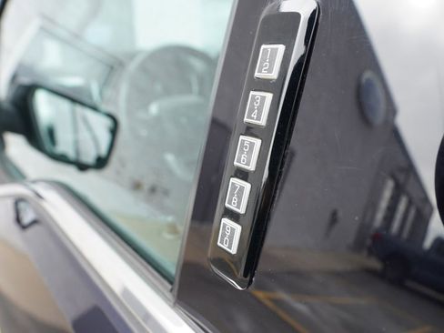 Certified 2021 Ford F150 Lariat image 22