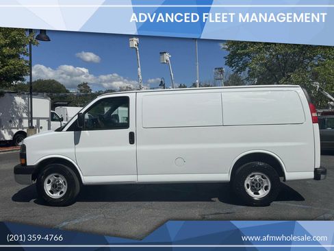 Used 2013 GMC Savana 2500 w/ Savana Pro Plus Package image 1