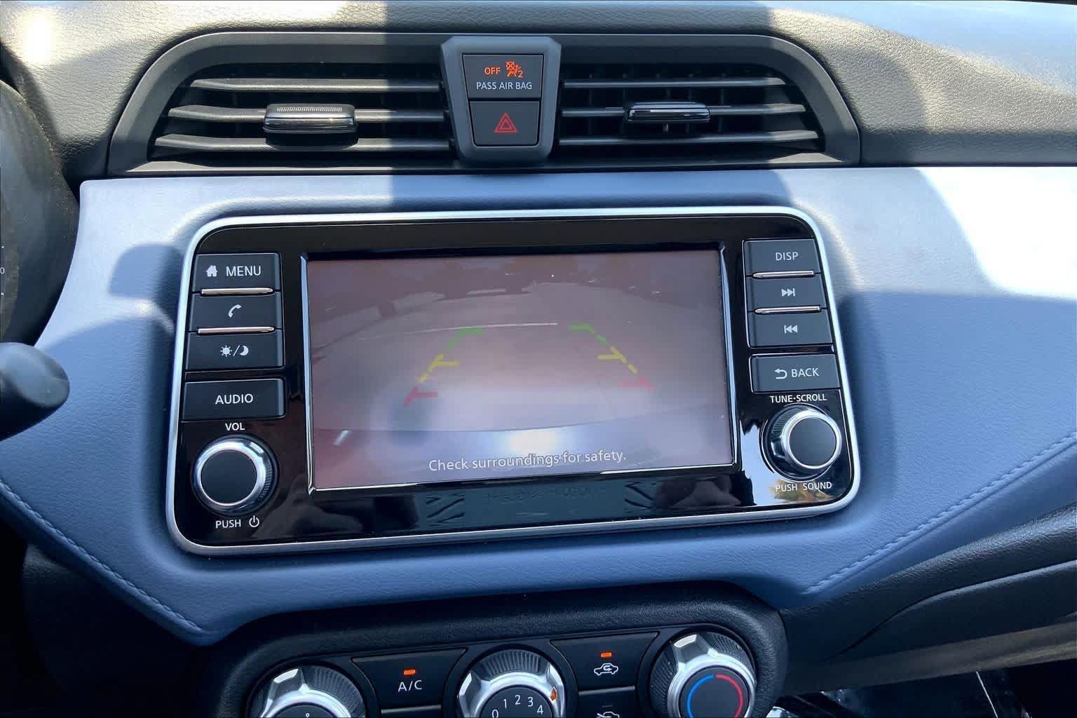 Used 2024 Nissan Versa SV FWD image 28